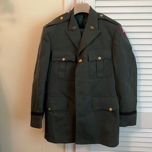 Vintage US Army uniform